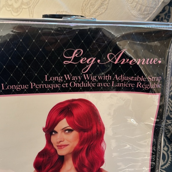 BRAND NEW LONG RED HAIRED WIG IN PACKAGE - Picture 2 of 4